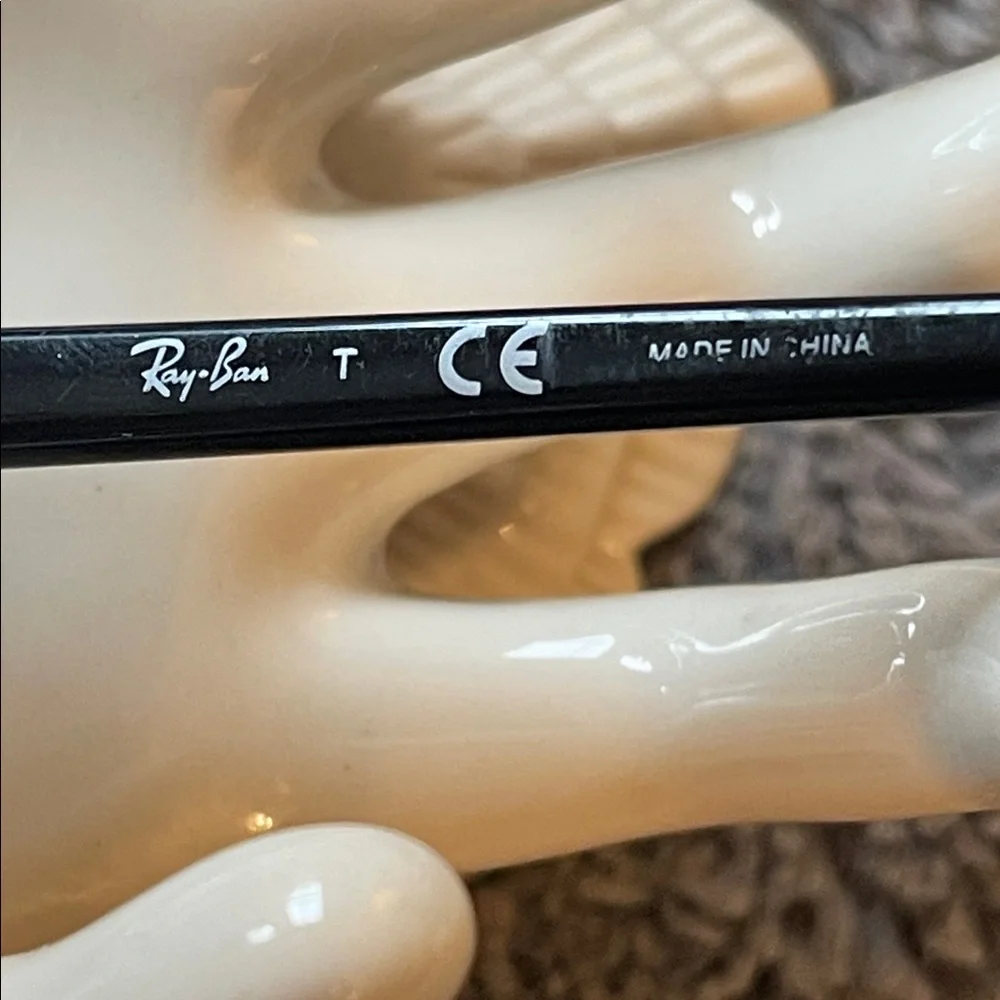 GUC. Ray-Ban 4354V Black and Gold Glasses. LENSES WILL NEED TO CHANGED